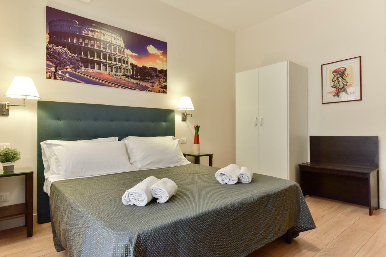 Готель Domus Bella Roma Екстер'єр фото