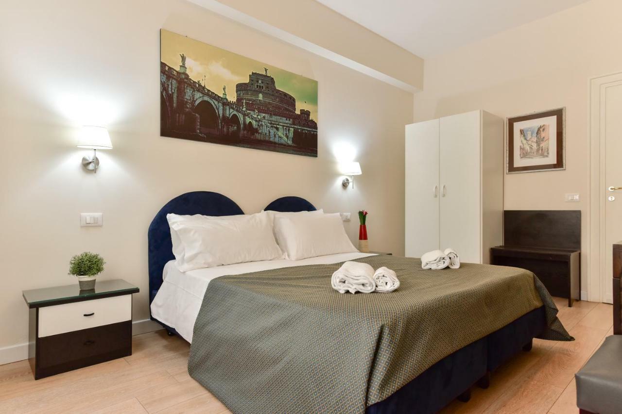 Готель Domus Bella Roma Екстер'єр фото